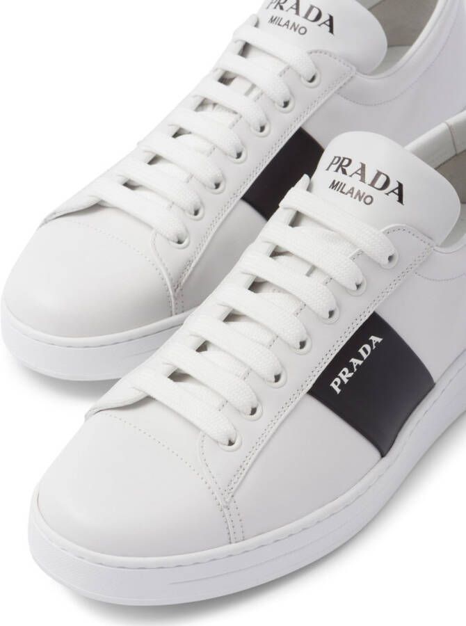 Prada Low-top sneakers Wit