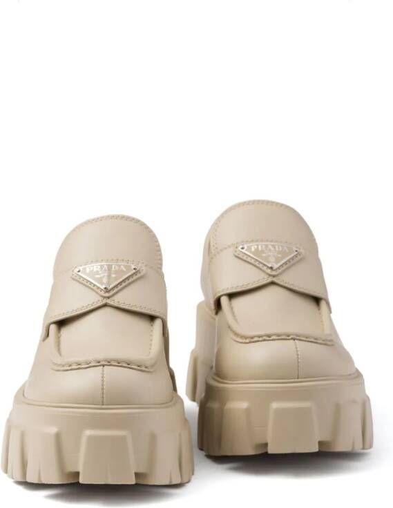 Prada Monolith leren loafers Beige