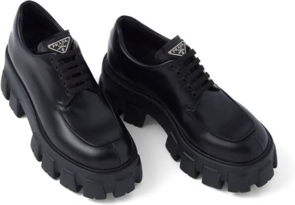 Prada Monolith veterschoenen Zwart