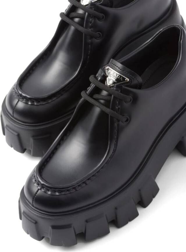 Prada Monolith veterschoenen Zwart