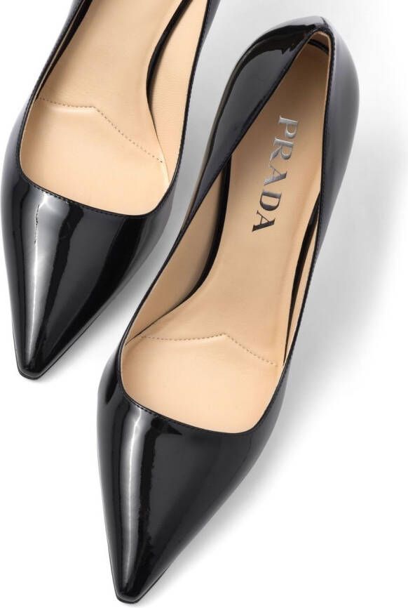 Prada Lakleren pumps Zwart