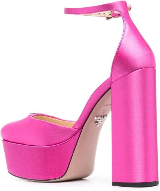 Prada Pumps met logoplakkaat Roze