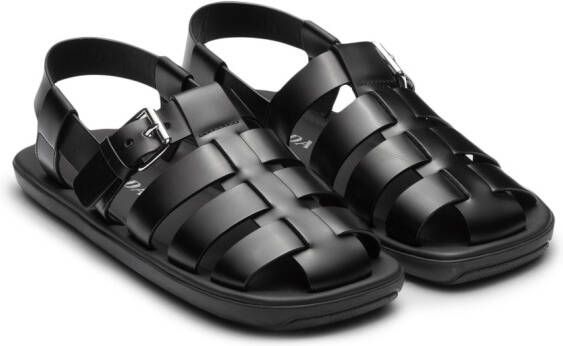 Prada Sandalen met geweven bandjes Zwart