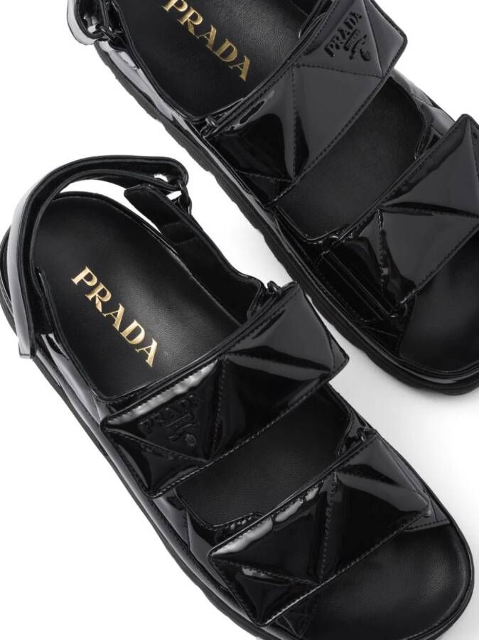 Prada Sandalen met logo Zwart