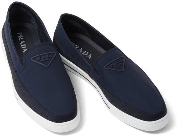 Prada Slip-on sneakers Blauw