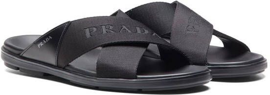 Prada Slippers met logodetail Zwart
