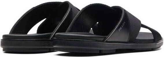 Prada Slippers met logodetail Zwart