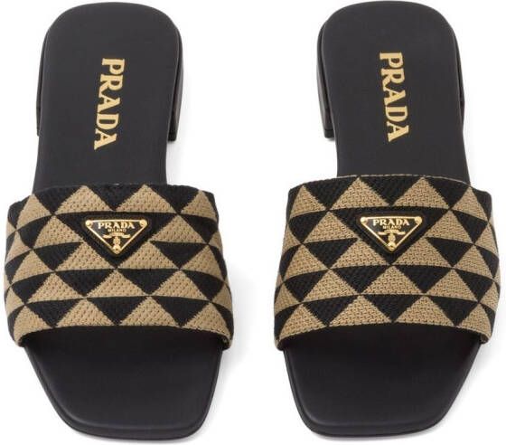 Prada Slippers met logoplakkaat Zwart