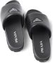 Prada Slippers met logoplakkaat Zwart - Thumbnail 5