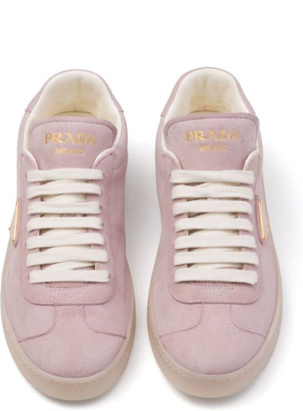 Prada Suède slippers met logo Roze