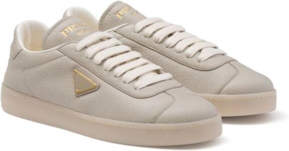 Prada Leren sneakers met logo Grijs