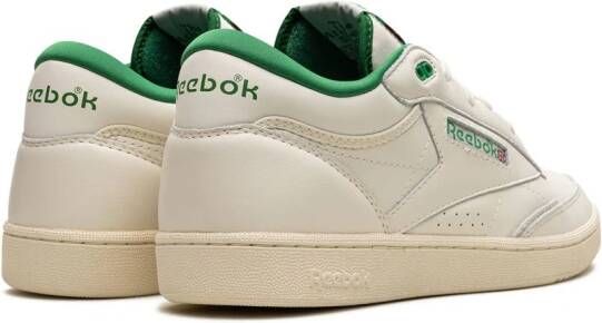 Reebok Club C Mid II leren sneakers Beige