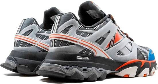 Reebok DMX Trail Shadow sneakers Grijs