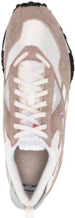 Reebok LX2200 low-top sneakers Bruin