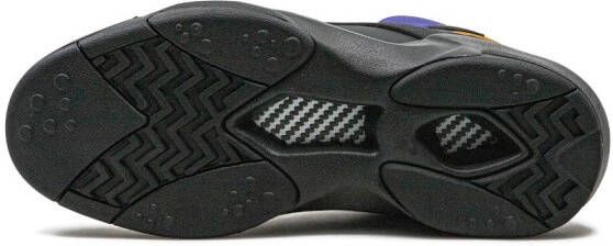 Reebok "Shaq Attaq Core Black Bold Purple Collegiate Gold sneakers" Zwart