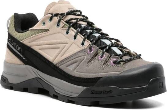 Salomon X-ALP sneakers met vlakken Beige