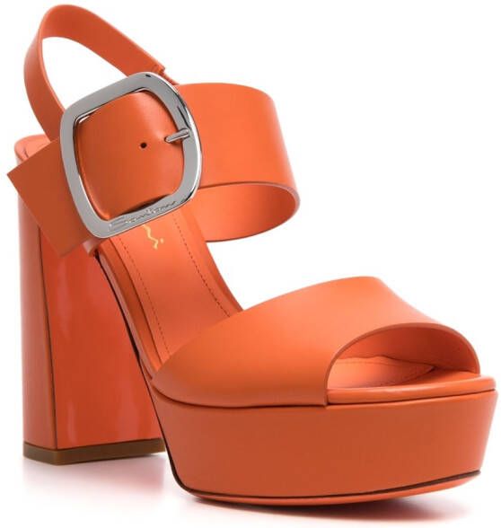 Santoni Sandalen met blokhak Oranje