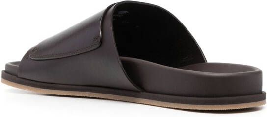 Santoni Doctor-Gort50 leren slippers Bruin