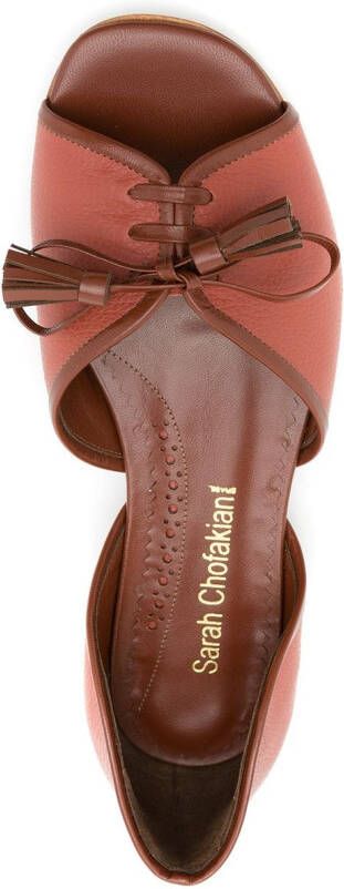 Sarah Chofakian Ballerina's met strikdetail Bruin