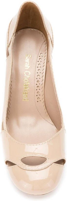 Sarah Chofakian Bruxelas lakleren pumps Beige