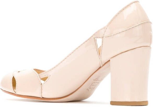 Sarah Chofakian Bruxelas lakleren pumps Beige