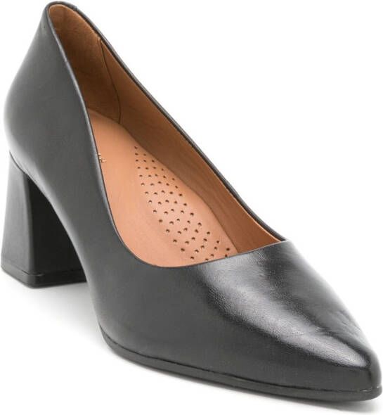 Sarah Chofakian Francesca pumps met puntige neus Zwart