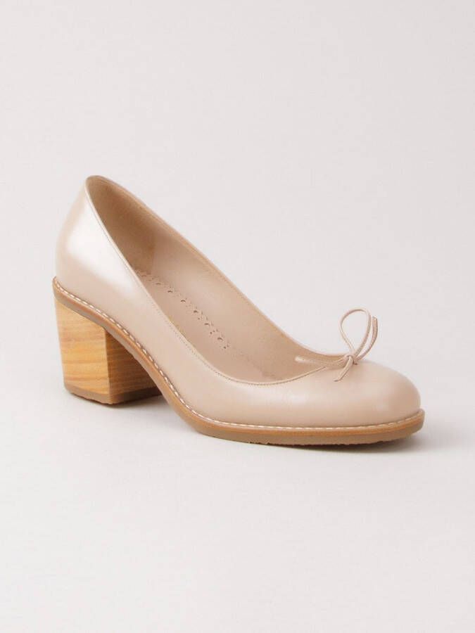 Sarah Chofakian lederen pumps Beige