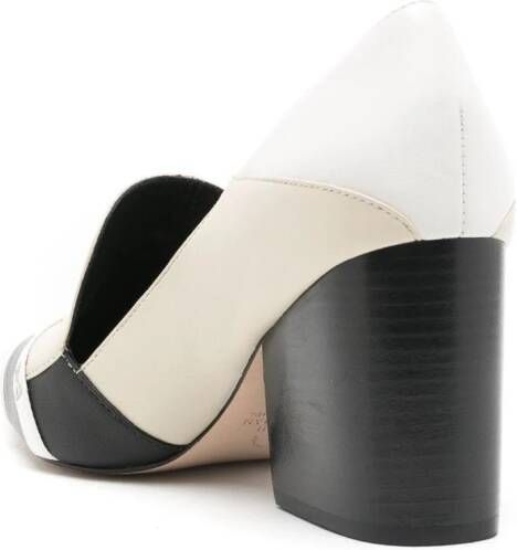 Sarah Chofakian Marianna pumps met puntige neus Wit