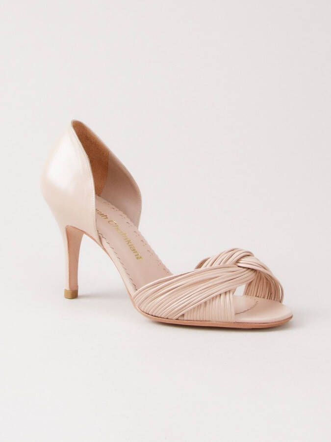 Sarah Chofakian pumps met open neus Beige