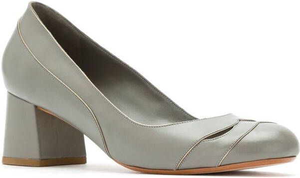 Sarah Chofakian Pumps met uitgesneden detail Grijs