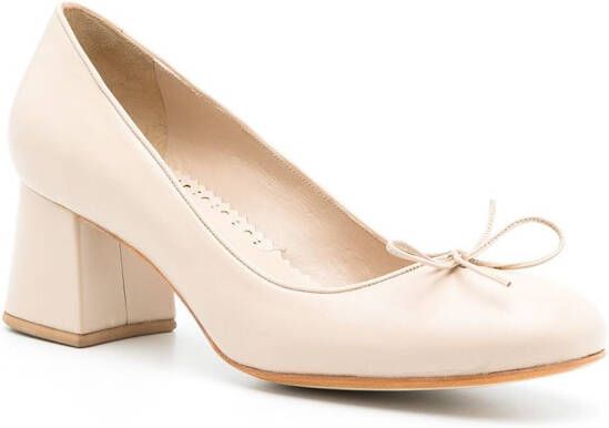 Sarah Chofakian Sandy pumps met klokhak Beige