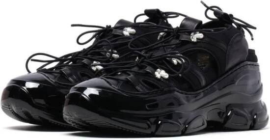 Simone Rocha Tracker sneakers met uitgesneden details Zwart