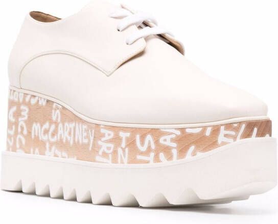 Stella McCartney Derby schoenen met logo Beige