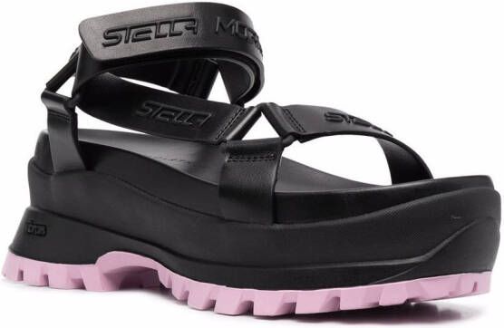 Stella McCartney Sandalen met plateauzool Zwart