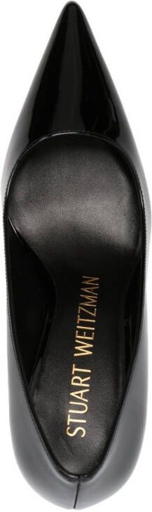 Stuart Weitzman Pumps met puntige neus Zwart