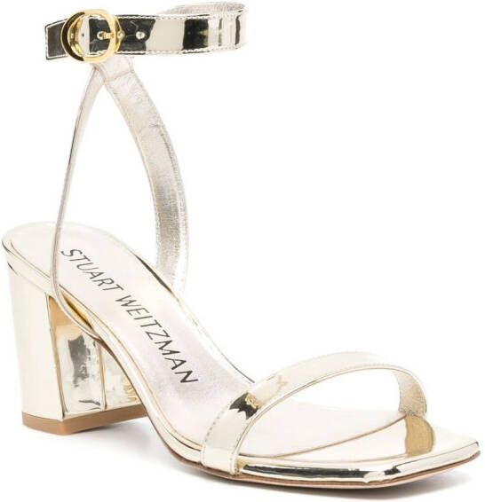 Stuart Weitzman Barelynude wikkel sandalen Goud