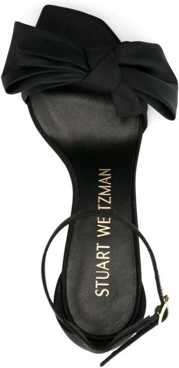Stuart Weitzman Nudist Curve Loveknot sandalen Zwart