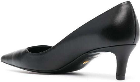 Stuart Weitzman Pumps met puntige neus Zwart