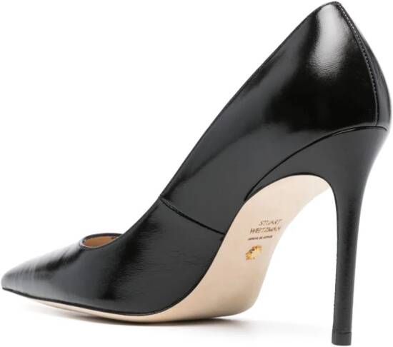 Stuart Weitzman Pumps met puntige neus Zwart