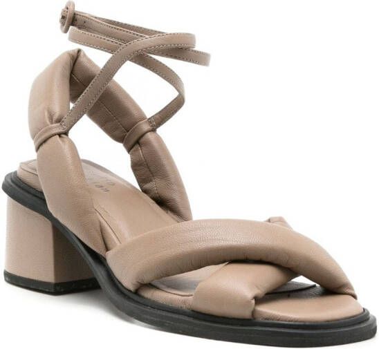 Studio Chofakian Studio sandalen met blokhak Bruin