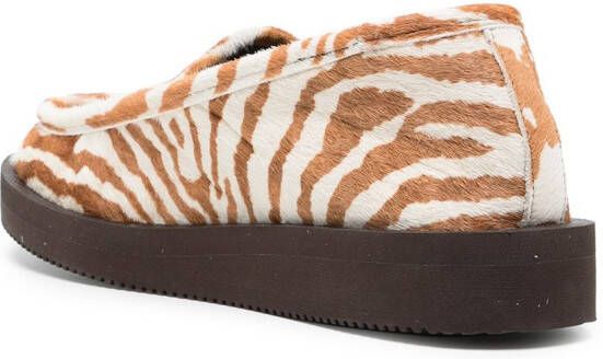 Suicoke Loafers met dierenprint Bruin