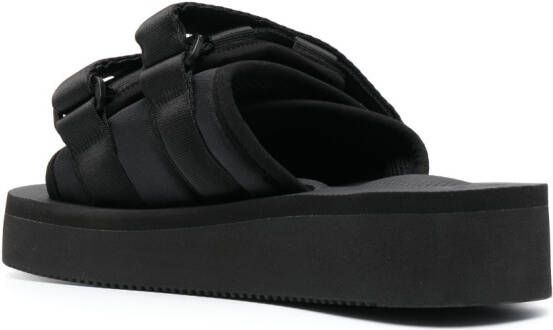 Suicoke Slippers met logopatch Zwart