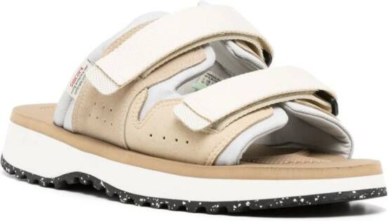 Suicoke Moto slippers met logopatch Beige