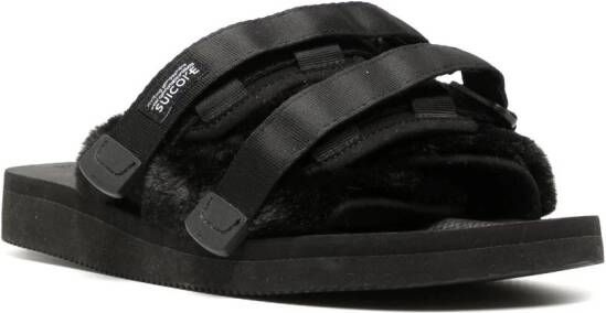 Suicoke Moto slippers met logopatch Zwart
