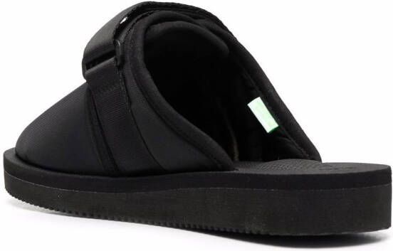 Suicoke Slippers met logopatch Zwart