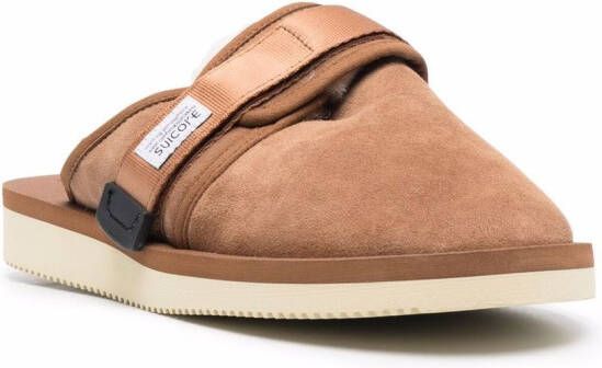 Suicoke Slippers met voering van bont Bruin