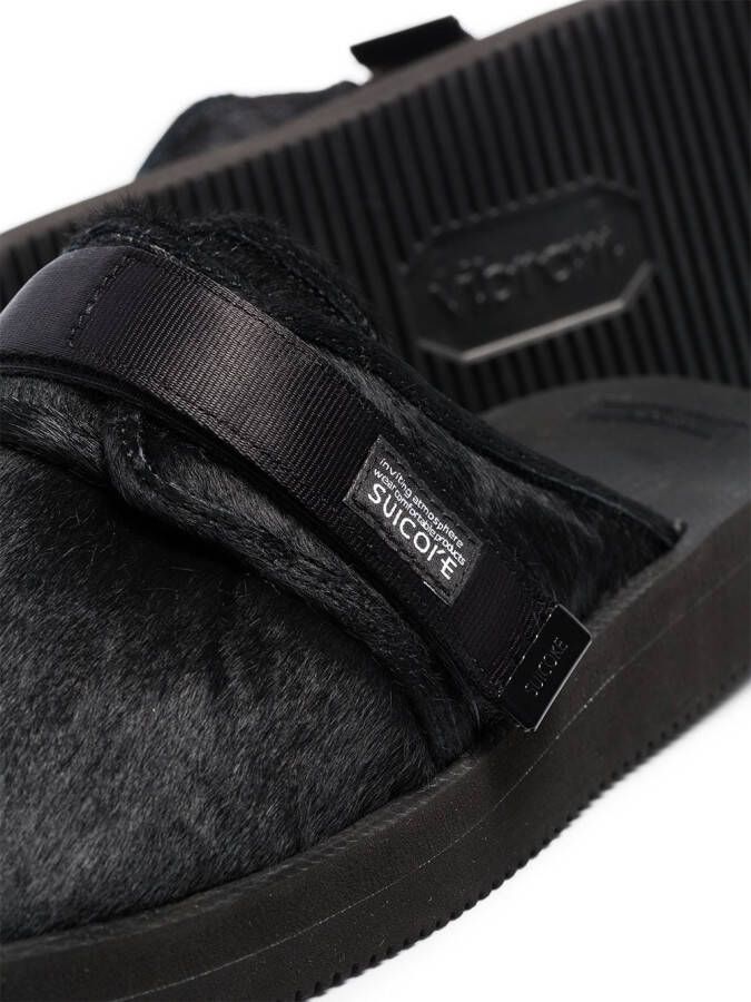 Suicoke Zavo slippers met textuur Zwart