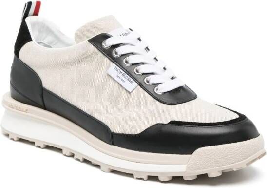 Thom Browne Alumni sneakers met vlakken Beige