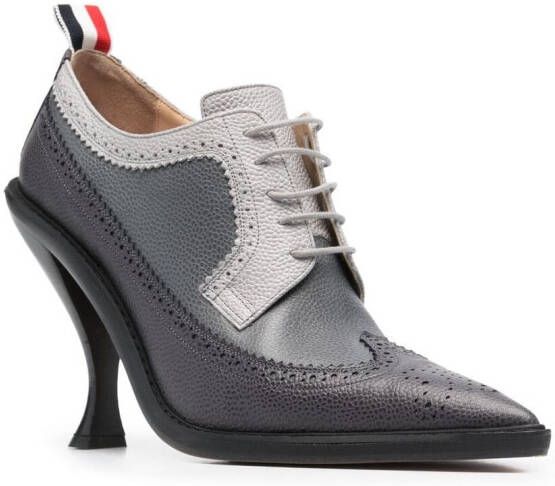 Thom Browne Brogue pumps met puntige neus Grijs