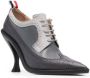 Thom Browne Brogue pumps met puntige neus Grijs - Thumbnail 2